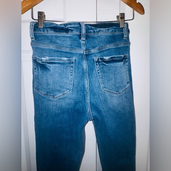 VERVET BY FLYING MONKEY Distressed Blue Ankle Jeans - Picture 4 of 10